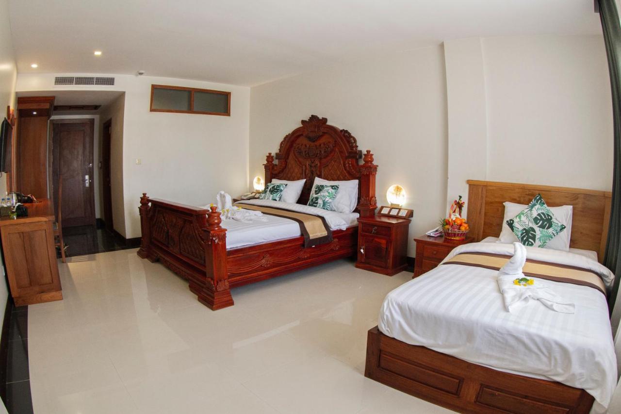 Kampong Thom Palace Hotel Ngoại thất bức ảnh