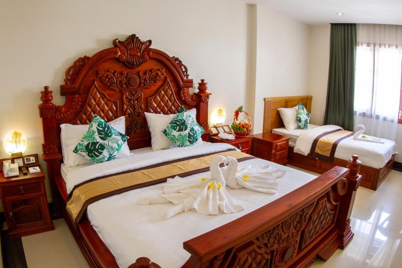 Kampong Thom Palace Hotel Ngoại thất bức ảnh