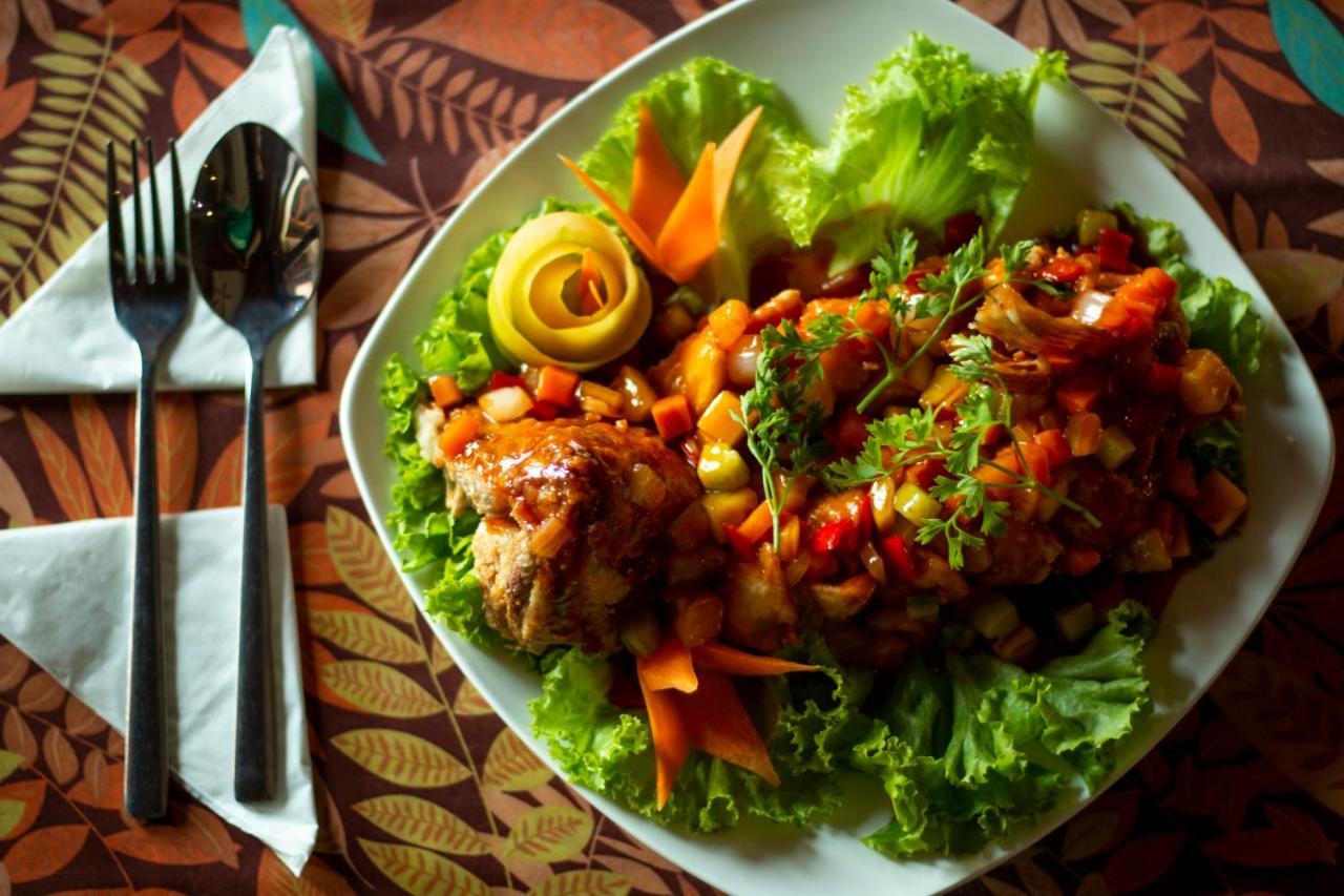 Kampong Thom Palace Hotel Ngoại thất bức ảnh
