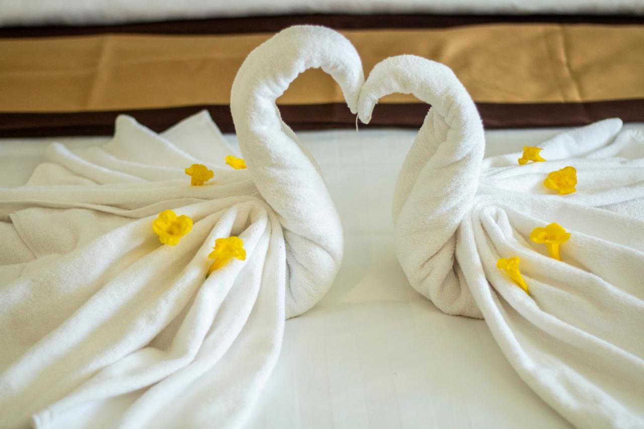 Kampong Thom Palace Hotel Ngoại thất bức ảnh
