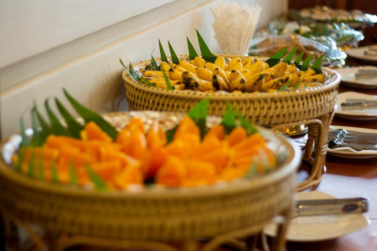 Kampong Thom Palace Hotel Ngoại thất bức ảnh